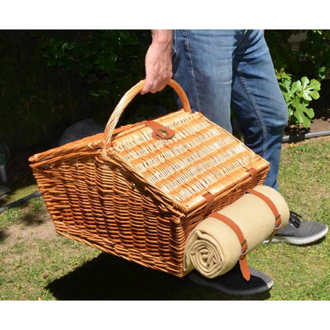 Huntsman English-Style Willow Picnic Basket with Service for 4 and Blanket - London Plaid - Image 5
