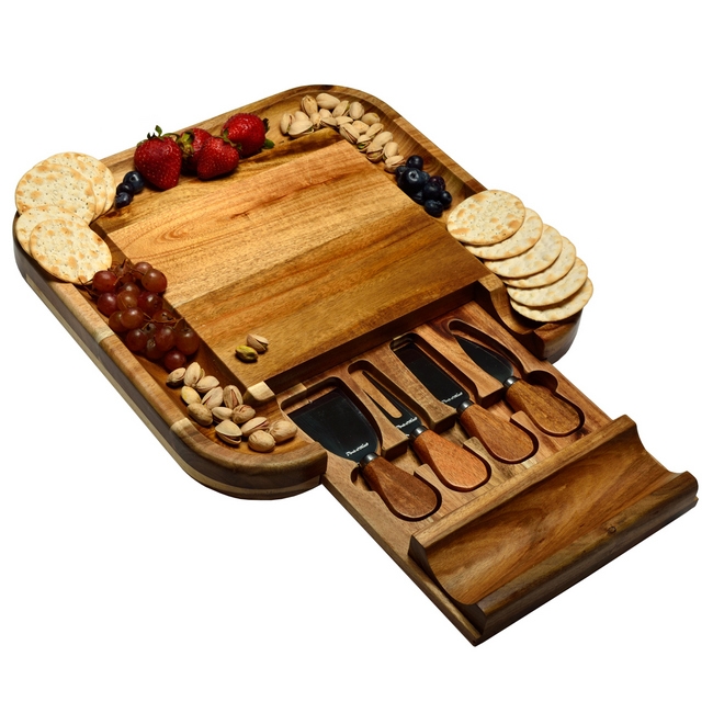 Acacia Malvern Square Cheese Board - Image 4